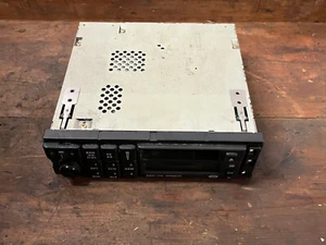 Range Rover P38 Original Genuine Clarion Diversity Radio Stereo PRC7618 PU-9836A - Picture 1 of 5