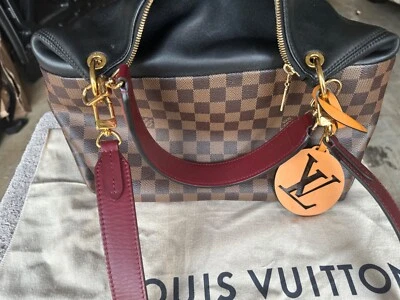 Auténtico bolso de hombro Louis Vuitton Galliera monograma hobo Foto 1 de 4