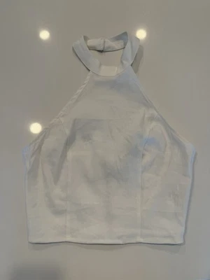 Nuevo con etiquetas Top corto Forever 21 para mujer mezcla de lino blanco cuello halter talla pequeña Foto 1 de 4