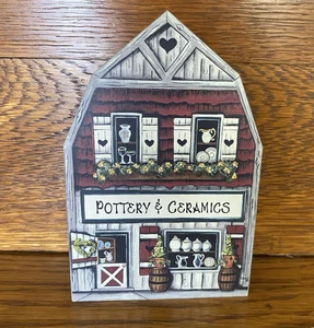 VTG Brandywine Woodcrafts POTTERY & CERAMICS Shelf Sitter Wood Village - Picture 1 of 4