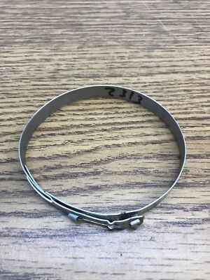 BMW R1200RT 2014 A 2018 PIEZA ABRAZADERA SILENCIADOR # 13717672313 Foto 1 de 3