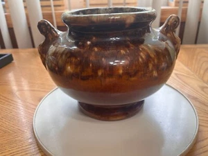 Vintage. MC COY KERAMIK ÜBERTOPF AUS DEN 1930ER JAHREN BRAUN TROPFGLASUR GEBÜRSTETE OBERFLÄCHE - Bild 1 von 8