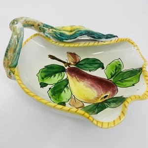 Fratelli Fanciullacci Vintage Pear Art Pottery Bowl With Leaf Handle #2843 - Picture 1 of 10