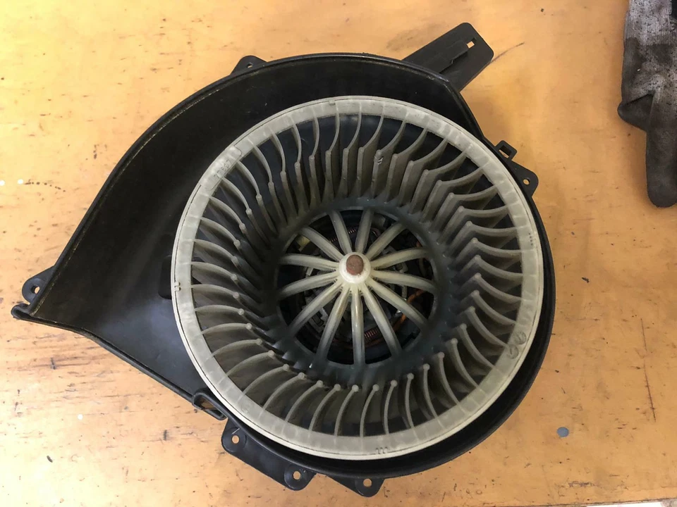 Seat Ibiza Gebläsemotorlüfter - Bild 1 von 1