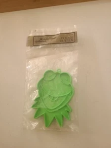 Kermit The Frog Cookie Cutter - Picture 1 of 7