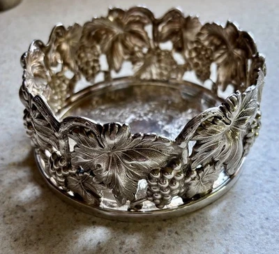 Винтажный TOPAZIO ПОРТУГАЛИЯ виноград и листа винная бутылка держатель 4,5 «подставка серебряная пластина - Изображение 1 из 4