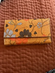 PATRICIA NASH Italian Leather Tri Fold Wallet Organizer Floral~ BEAUTIFUL ~ MINT - Picture 1 of 7