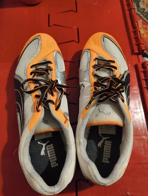PUMA Masculino Completo Ngong XC 3 Spike, Preto Branco Prata Laranja, EUA 11 - Imagem 1 de 4
