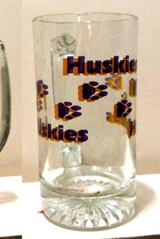 vintage UW Washington Huskies Glass BEER MUG 'Paw Prints Design' unique, rare Cover