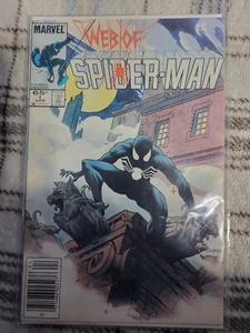Web of Spider-Man #1 1st Vulturions 1985 Marvel Disfraz Negro Clásico ALTO GRADO - Imagen 1 de 2
