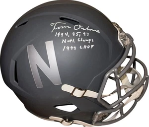 Casco de pizarra de tamaño completo firmado por Tom Osborne de Nebraska Cornhuskers certificado por la JSA - Imagen 1 de 1