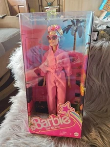 2023 Barbie The Movie In Pink Outfit #HRF29 - Picture 1 of 15