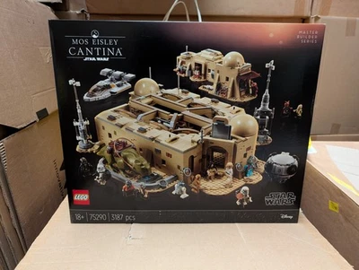 LEGO Star Wars UCS Mos Eisley Cantina 75290 RETIRED New & Sealed - Image 1 of 4