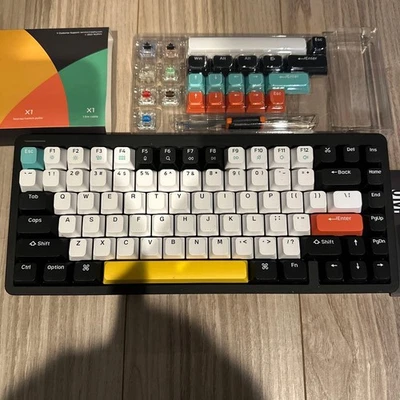 Nuphy Halo75 Baby Raccoon Mechanical Keyboard Compact Layout RGB - Image 1 of 4