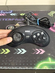 OEM Sega Genesis 6 Button Controller Black MK-1653 Clean & Tested - Picture 1 of 4