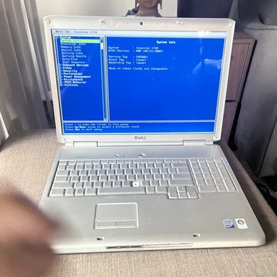 Dell Inspiron 1720 PP22X Intel Core 2 Duo 750MHz 1GB 17" WXGA+ 1440x900 AS iS - Imagem 1 de 4
