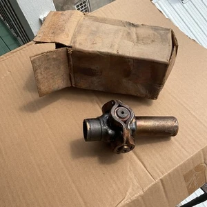 Universal U Joint Assembly 1933 1934 1935 1936 Chevrolet Standard NOS Chevy - Picture 1 of 7