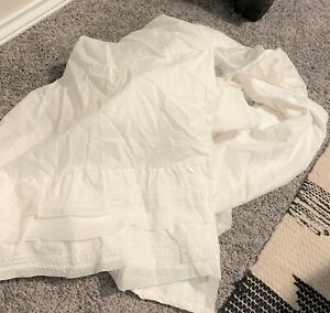 POTTERY BARN KIDS Organic Cotton Ruffled Crib Bed Skirt in White EUC