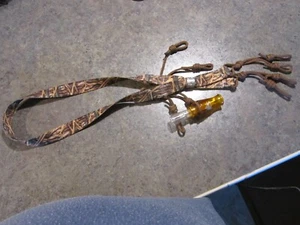 Nylon 8 call FLEXTONE LANYARD W BUCK GARDNER DELTA WATERFOWL D R duck call EUC - Picture 1 of 17