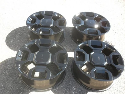 20" Kia Sorento alloy charcoal rims 20 inches Kia Sorento rims original Equipmen - Image 1 of 4