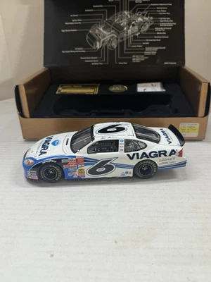 Banco Team Caliber 6 Mark Martin Viagra Ford Taurus escala 1/24 diecast de 180 Foto 1 de 4