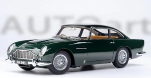 Aston Martin DB5 British Racing Green in 1:18 scale by AUTOart - Picture 1 of 11