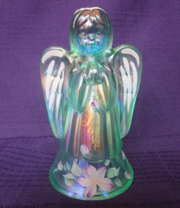 Gorgeous FENTON Iridescent Green Angel Hand Painted "LOVE" Artist Signed - Picture 1 of 11