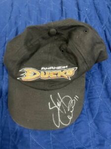 Anaheim Ducks Saku Koivu #11 autographed hat - NHL legend