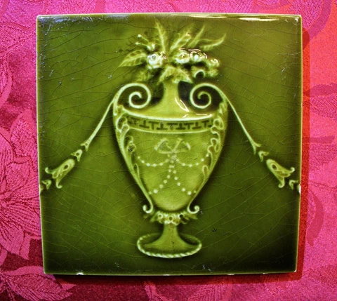 LG 6X6 Antique Trent Tile Co. Green Glaze VASE/URN Trenton, NJ USA ARTS & CRAFTS Cover