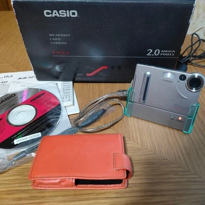 CASIO Compact Digital Camera EXILIM EX-S2 2.0MP Junk Condition - Image 1 of 4