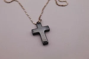 Schwarzes Hämatit Kreuz und 48 cm Sterling Silber Kette unbenutzt - Bild 1 von 14