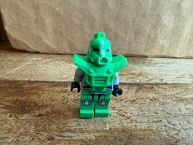 Lego Galaxy Robot Sidekick Minifigure green Robot 70704