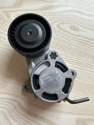  OEM Belt tensioner For Lamborghini Urus V8 - Bentley GT GTC V8 Part# 0P2260938C - Image 1 of 3