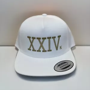 24K XXIVk Magic Druckknopflasche Bruno Mars maßgeschneiderte Mütze Yupoong weiß & metallic gold - Bild 1 von 2