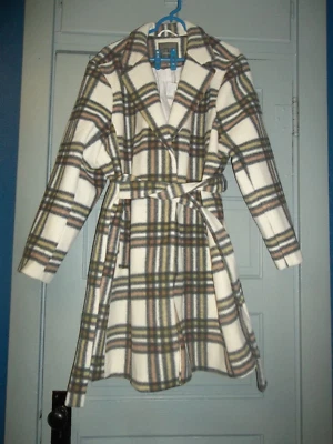 NWT Womens Plus Size 2 Maurices White Plaid Tie Waist Coat - Image 1 of 4