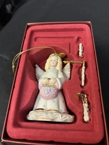 Annual Lenox Ornament - Starry Sentiments Angel - - Picture 1 of 4
