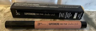 IT Cosmetics SUPERHERO Bastão de Sombra Sem Rebocador - BARE & BRAVE - 0,05 oz - Novo Na Caixa - Imagem 1 de 2