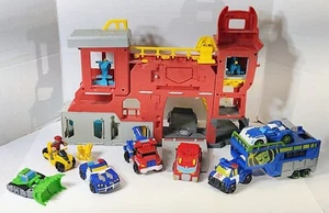 Playskool Heroes Transformers Rescue Bots Griffin Rock Firehouse Headquarters  - Picture 1 of 12