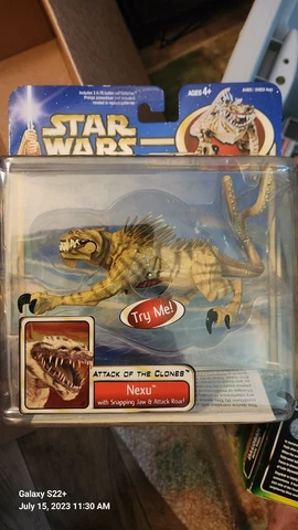 New Star Wars Hasbro Saga Attack Of the Clones - Nexu - 2002 Sealed Attack Roar Cover