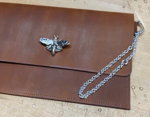 Whimsical Wilma Silver Bee Bag - Picture 1 of 8
