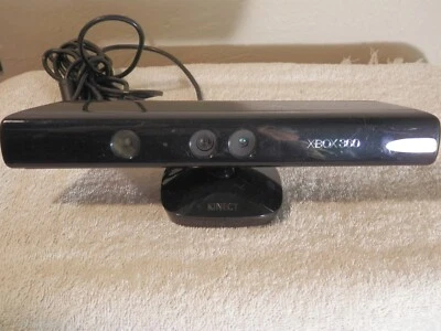 Xbox 360 Kinect Camera Model 1414 Class 1 Laser Product - Image 1 of 2