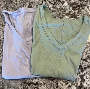 2 NEUE Medium Maurice's T-Shirts Basic Shirts Paket salbeigrün kurzarm blau - Bild 1 von 8