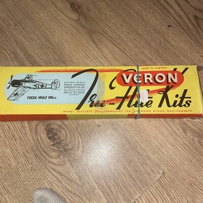 Vintage Veron Flying Scale Model Kit Focke-Wulf 190A3 TRU-FLITE MADE IN ENGLAND - Image 1 of 4