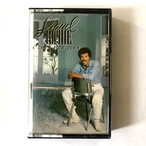 Lionel Richie - Can't Slow Down - Cassette Tape Album 1983 Vintage Motown - Picture 1 of 3