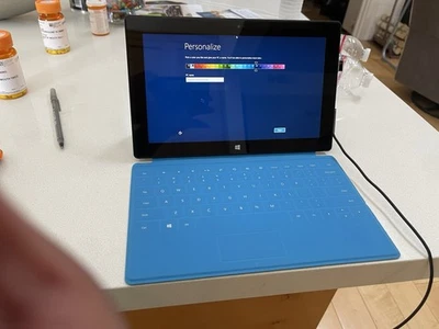 Microsoft Surface RT 64GB Wi-Fi - Imagem 1 de 4