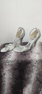 Ladies Size 6/39 Dolcis Occasion Shoes Satin Feel 4 Inch Stiletto Heels Silver - Picture 1 of 11