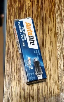 Свеча зажигания платиновая AUTOLITE AP605 - Изображение 1 из 2