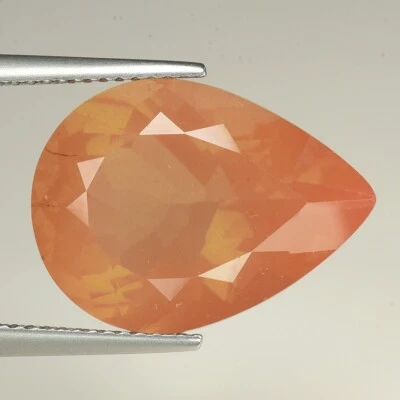 11.90CT NATURAL ANDESINE GEM BEST DOUBLE TONE GREEN/RED FLASH PERFECT PEAR - Image 1 of 2