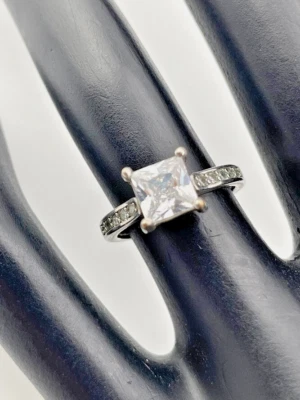 925 STERLING SILVER 6MM SQUARE CZ SOLITAIRE RING SIZE 5 ENGAGEMENT WEDDING 822 - Image 1 of 4