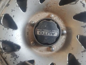 cubos de bloqueo para SUZUKI VITARA SE SV (ET) 1.9 TD SE LARGO 1997 1126673 - Imagen 1 de 7